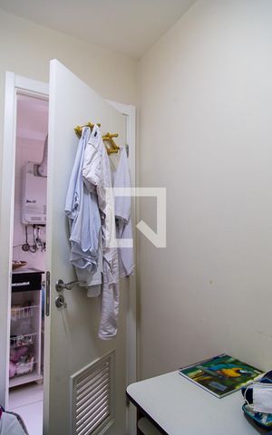 Apartamento à venda com 101m², 3 quartos e 2 vagasQuarto de Serviço
