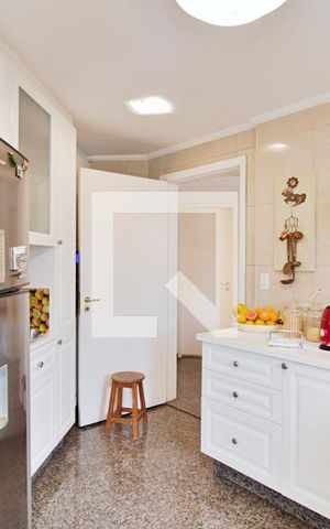 Apartamento à venda com 600m², 4 quartos e 5 vagasCozinha