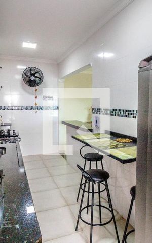 Apartamento para alugar com 86m², 2 quartos e 2 vagasCozinha