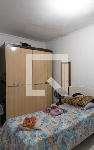 Casa à venda com 130m², 3 quartos e 2 vagas Casa à venda com 130m², 3 quartos e 2 vagasQuarto 2