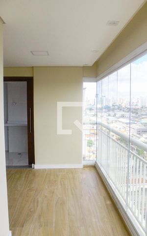 Apartamento à venda com 63m², 1 quarto e 1 vaga Apartamento à venda com 63m², 1 quarto e 1 vagaSacada