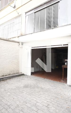 Casa à venda com 200m², 3 quartos e 3 vagasGaragem