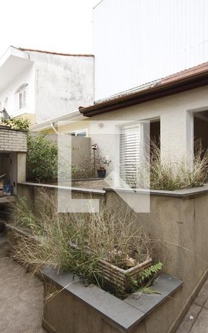 Casa à venda com 200m², 3 quartos e 3 vagasQuintal