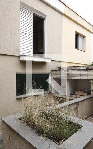 Casa à venda com 200m², 3 quartos e 3 vagasQuintal