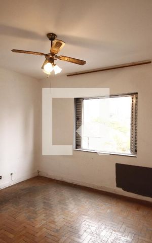 Casa à venda com 200m², 3 quartos e 3 vagasQuarto 1