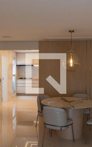 Apartamento à venda com 136m², 2 quartos e 2 vagasSALA
