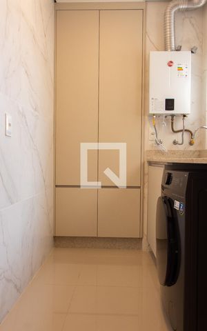 Apartamento à venda com 136m², 2 quartos e 2 vagasÁREA DE SERVIÇO
