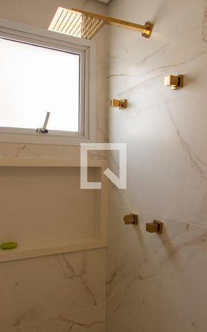 Apartamento à venda com 136m², 2 quartos e 2 vagasBANHEIRO DA SUITE MASTER