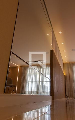 Apartamento à venda com 136m², 2 quartos e 2 vagasSALA