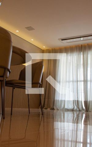Apartamento à venda com 136m², 2 quartos e 2 vagasSALA