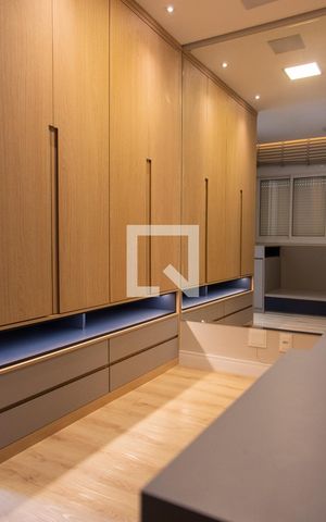 Apartamento à venda com 136m², 2 quartos e 2 vagasSUITE 2