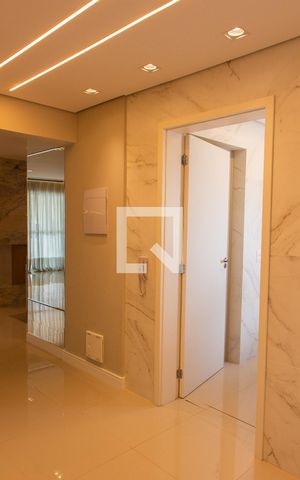 Apartamento à venda com 136m², 2 quartos e 2 vagasCOZINHA