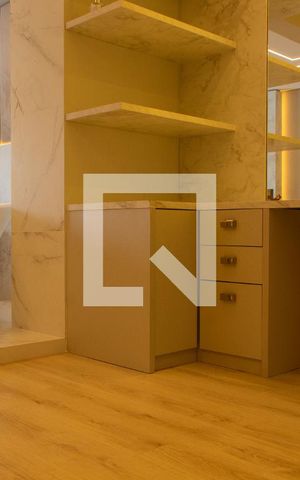 Apartamento à venda com 136m², 2 quartos e 2 vagasCLOSET DA SUITE MASTER