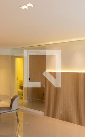 Apartamento à venda com 136m², 2 quartos e 2 vagasSALA