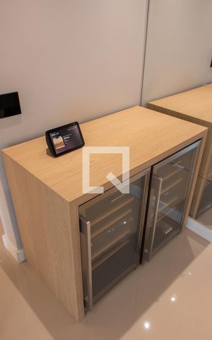 Apartamento à venda com 136m², 2 quartos e 2 vagasSALA