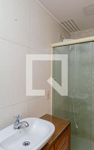Apartamento à venda com 130m², 4 quartos e 2 vagasBanheiro da Suíte