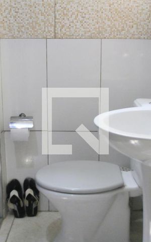 Casa para alugar com 100m², 2 quartos e 1 vagaBanheiro