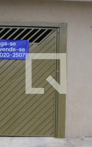 Casa para alugar com 100m², 2 quartos e 1 vagaFachada