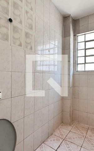 Apartamento para alugar com 82m², 2 quartos e sem vaga Apartamento para alugar com 82m², 2 quartos e sem vagaBanheiro