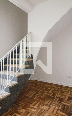 Apartamento para alugar com 70m², 2 quartos e sem vagasala