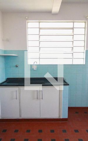 Apartamento para alugar com 70m², 2 quartos e sem vagacozinha