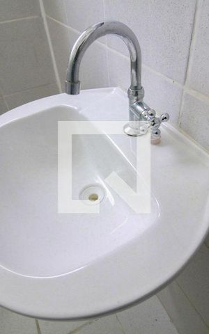 Apartamento para alugar com 70m², 2 quartos e sem vagabanheiro
