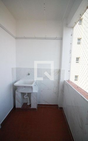 Apartamento para alugar com 70m², 2 quartos e sem vagaarea de serviço