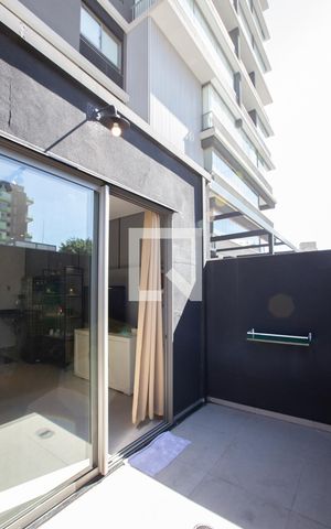 Studio à venda com 48m², 1 quarto e sem vaga Studio à venda com 48m², 1 quarto e sem vagavaranda