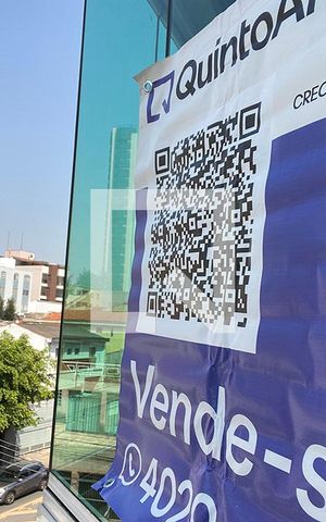Apartamento à venda com 199m², 3 quartos e 2 vagas Apartamento à venda com 199m², 3 quartos e 2 vagasFachada