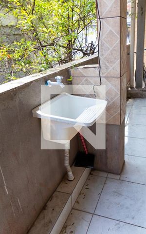 Casa para alugar com 30m², 1 quarto e sem vaga Casa para alugar com 30m², 1 quarto e sem vagaÁrea de Serviço