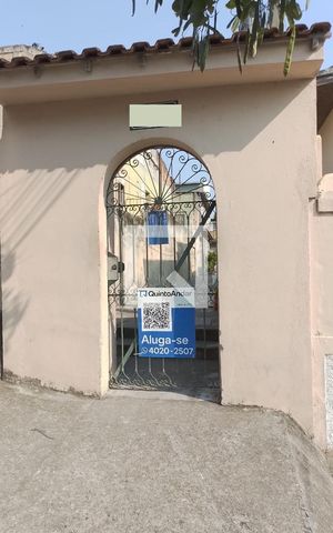 Casa para alugar com 60m², 1 quarto e sem vaga Casa para alugar com 60m², 1 quarto e sem vagaEntrada