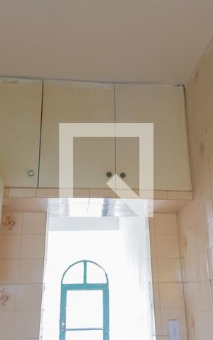 Casa para alugar com 60m², 1 quarto e sem vaga Casa para alugar com 60m², 1 quarto e sem vagaCozinha