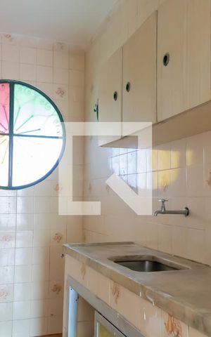 Casa para alugar com 60m², 1 quarto e sem vaga Casa para alugar com 60m², 1 quarto e sem vagaCozinha
