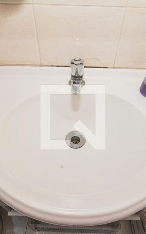 Apartamento à venda com 90m², 3 quartos e 2 vagas Apartamento à venda com 90m², 3 quartos e 2 vagasBanheiro de Serviço