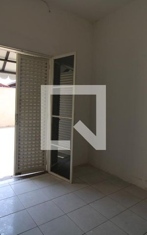 Casa à venda com 170m², 3 quartos e 4 vagasQuarto 2