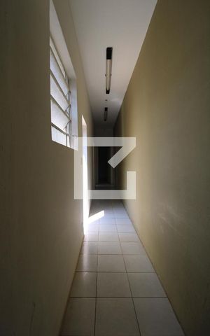 Casa à venda com 170m², 3 quartos e 4 vagasCorredor 2