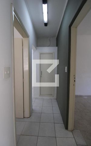 Casa à venda com 170m², 3 quartos e 4 vagasCorredor 1