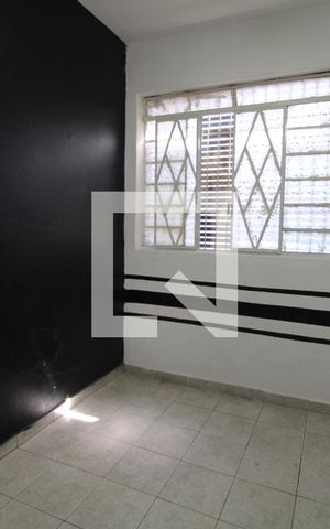 Casa à venda com 170m², 3 quartos e 4 vagasEscritório