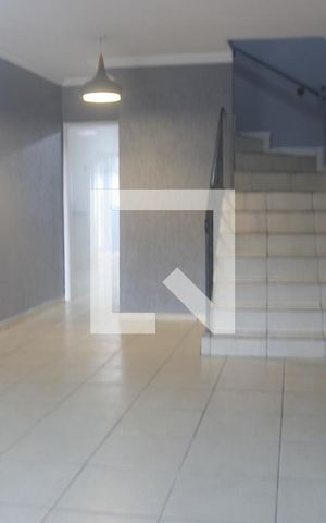 Casa para alugar com 120m², 2 quartos e 1 vagaSala