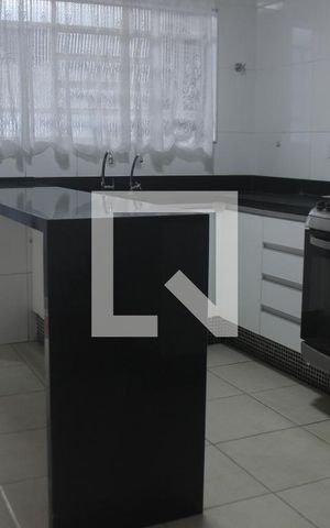 Casa para alugar com 120m², 2 quartos e 1 vagaCozinha
