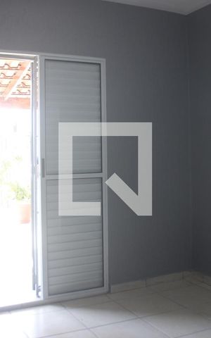 Casa para alugar com 120m², 2 quartos e 1 vagaQuarto 1