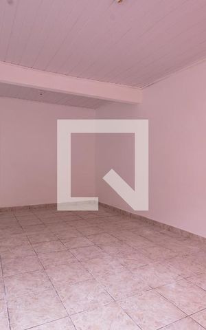 Casa de condomínio para alugar com 70m², 2 quartos e sem vaga Casa de condomínio para alugar com 70m², 2 quartos e sem vagaSala