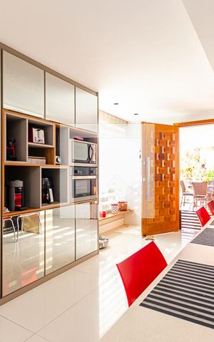 Casa à venda com 500m², 4 quartos e 2 vagas Casa à venda com 500m², 4 quartos e 2 vagasCozinha