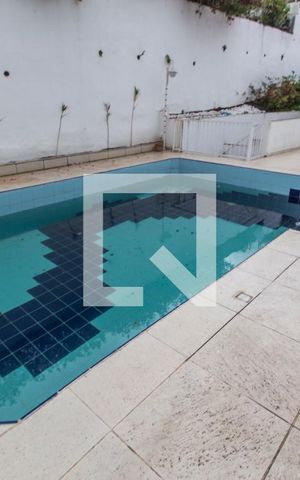 Casa de condomínio à venda com 420m², 7 quartos e 4 vagasPiscina
