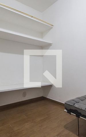Casa de condomínio à venda com 420m², 7 quartos e 4 vagasSuíte 6