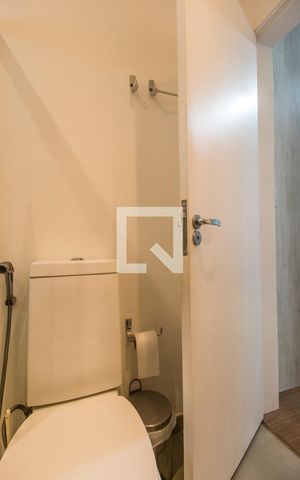 Casa de condomínio à venda com 420m², 7 quartos e 4 vagasBanheiro da Suíte 2