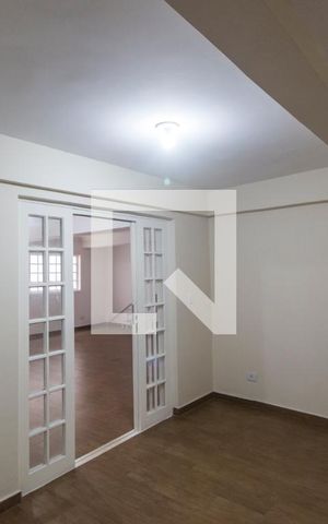 Casa de condomínio à venda com 420m², 7 quartos e 4 vagasSala de TV