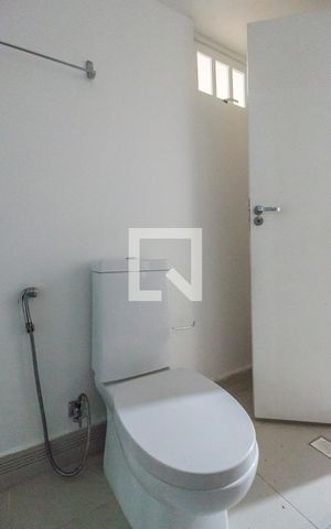 Casa de condomínio à venda com 420m², 7 quartos e 4 vagasBanheiro da Suíte 4