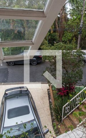 Casa de condomínio à venda com 420m², 7 quartos e 4 vagasVista da Rua