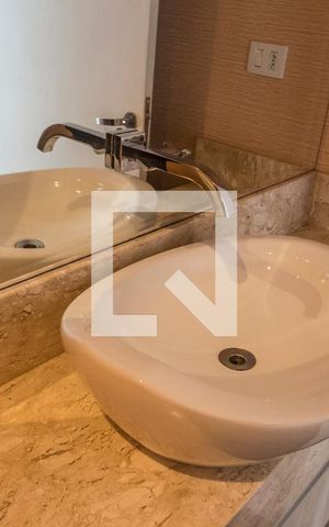 Casa de condomínio à venda com 420m², 7 quartos e 4 vagasLavabo
